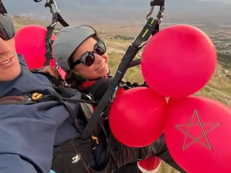 Pilotes du club volant ensemble lors d'une sortie amicale